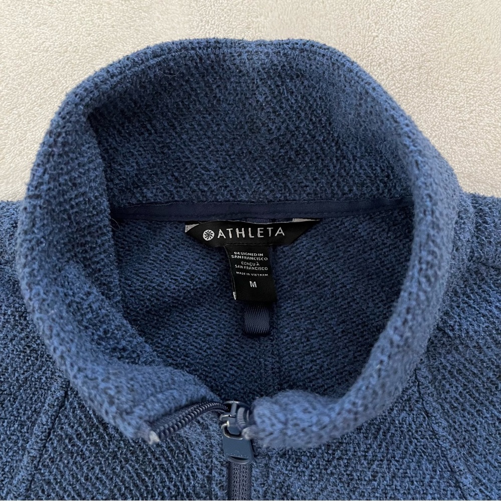 Athleta Fleece - Picture 3 of 6